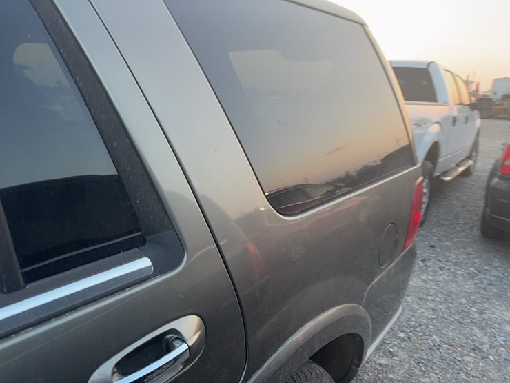 2003-lincoln-navigator-image-19