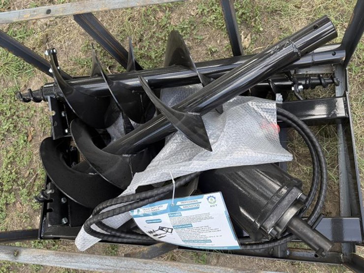 #11-•-skid-steer-auger-driver-&-6",-12",-14"-bits-image-2