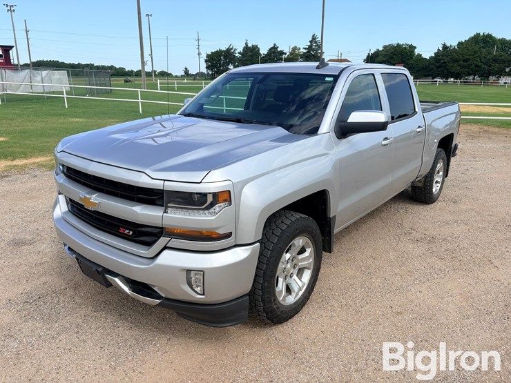 2018-chevrolet-silverado-1500-z71-image-1