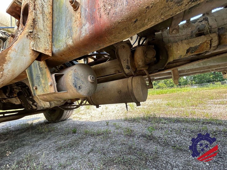 1997-mack-dm-concrete-mixer-truck-image-73