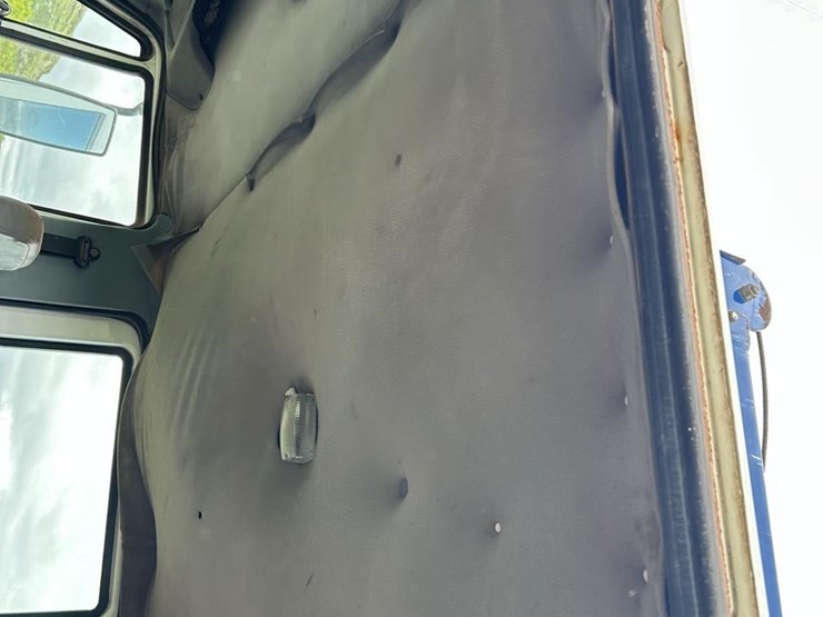 2003-international-durastar-4300-image-22