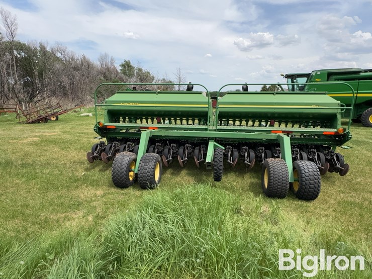 john-deere-1590-image-6