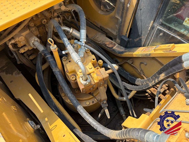 2012-caterpillar-329el-image-66