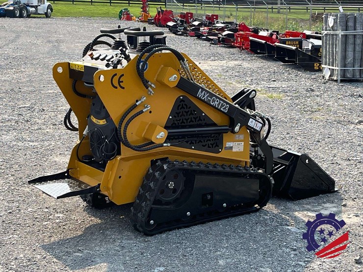 unused-2026-agt-mx-crt23-compact-track-loader-image-3