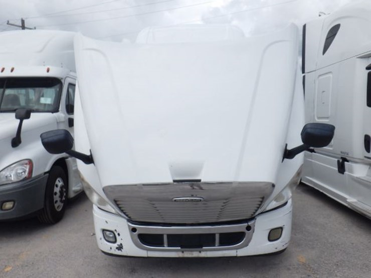 2017-freightliner-cascadia-125-evolution-image-29