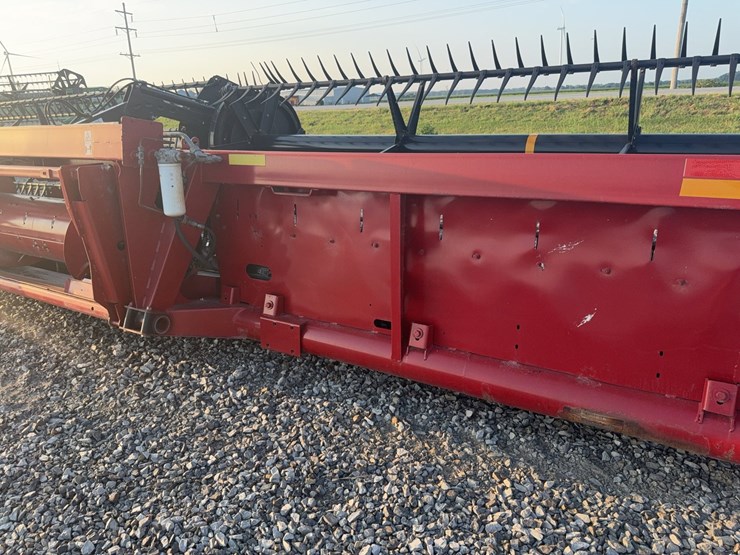 2014-case-ih-3162-image-37