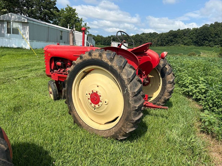 massey-harris-30-image-3