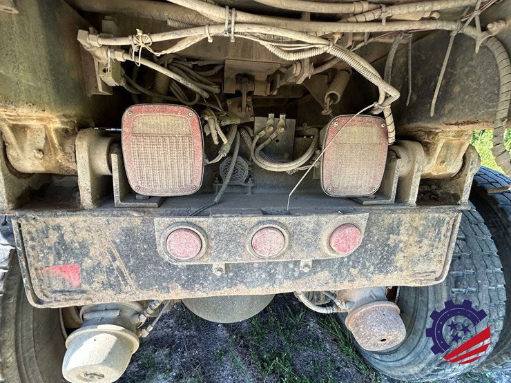 2008-international-5600-paystar-tri-axle-dump-truck-image-52