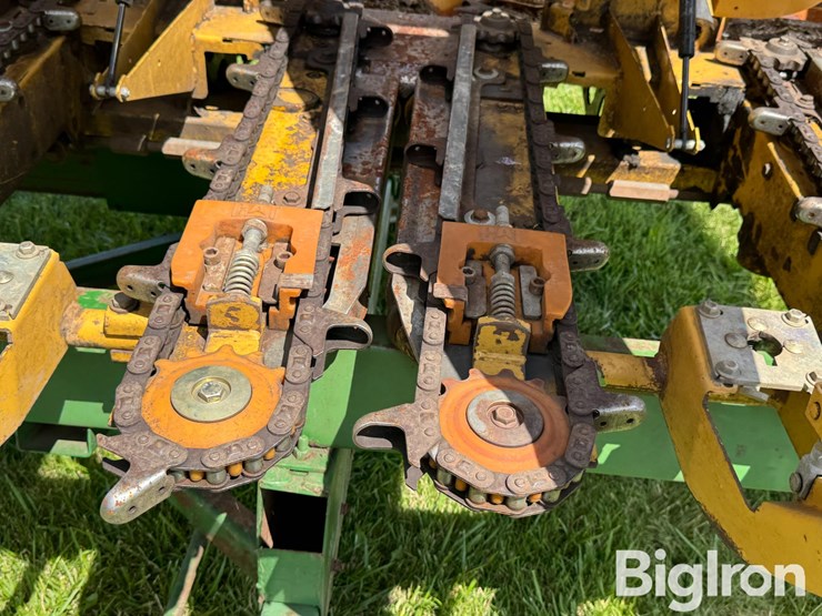 claas-830-image-10