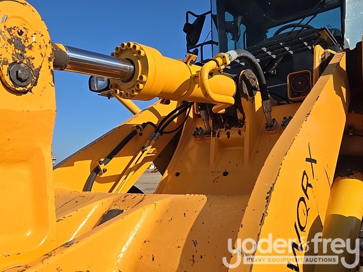 2019-hyundai-hl955-image-23