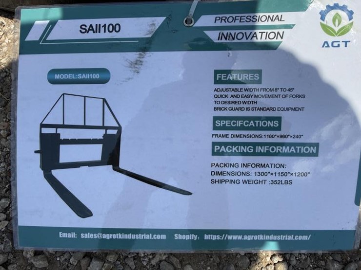 #52-•-skid-steer-48"-adjustable-forks-image-2