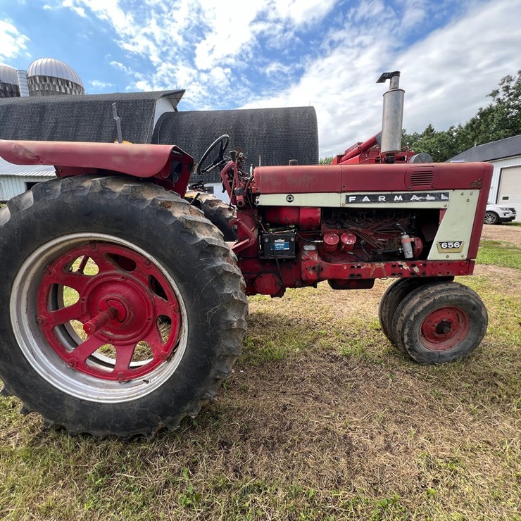 INTERNATIONAL 656