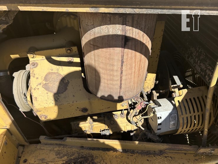 caterpillar-d6h-ii-image-33