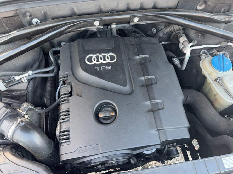 2013-audi-q5-image-42