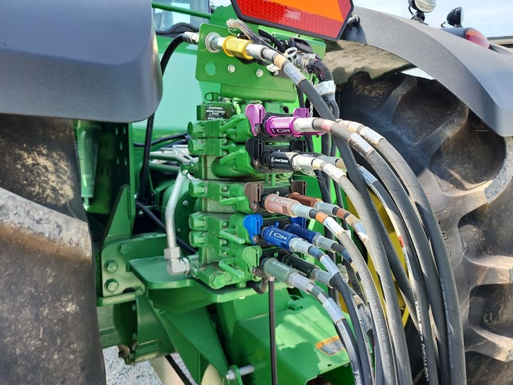 2015-john-deere-9420r-image-39