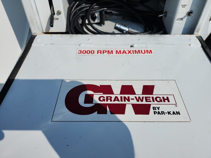 par-kan-grain-weigh-buggy-image-17