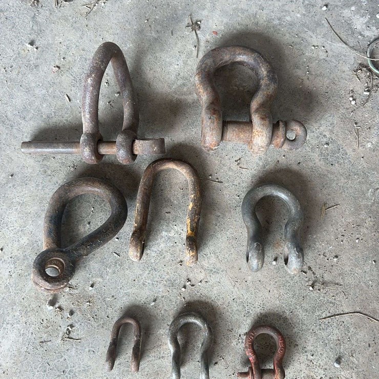 Antique Cast Iron Farm Tractor Shackle Clevis Hardware Lot
