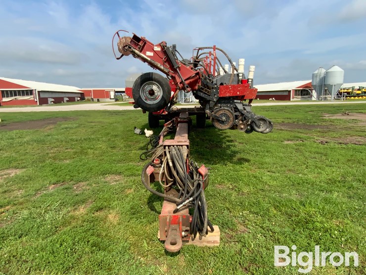 case-ih-1200-image-2