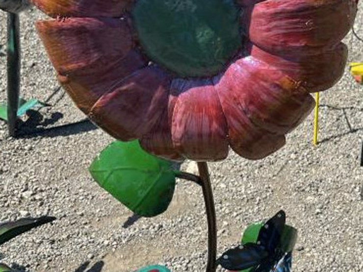 #134-•-metal-art---large-flower-w/-mushrooms,-butterfly-&-image-1