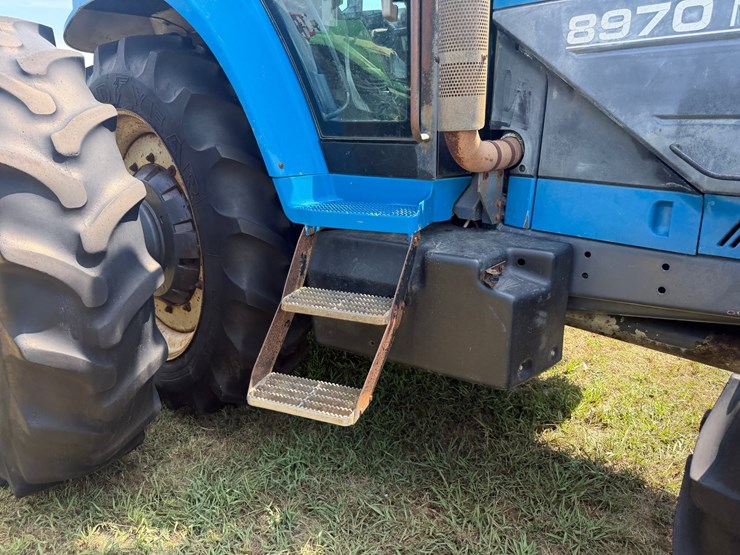 new-holland-8970-image-38