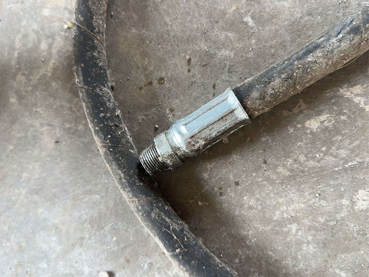 pioneer-ag-hydraulic-hoses-and-quick-disconnect-couplers-lot-image-16