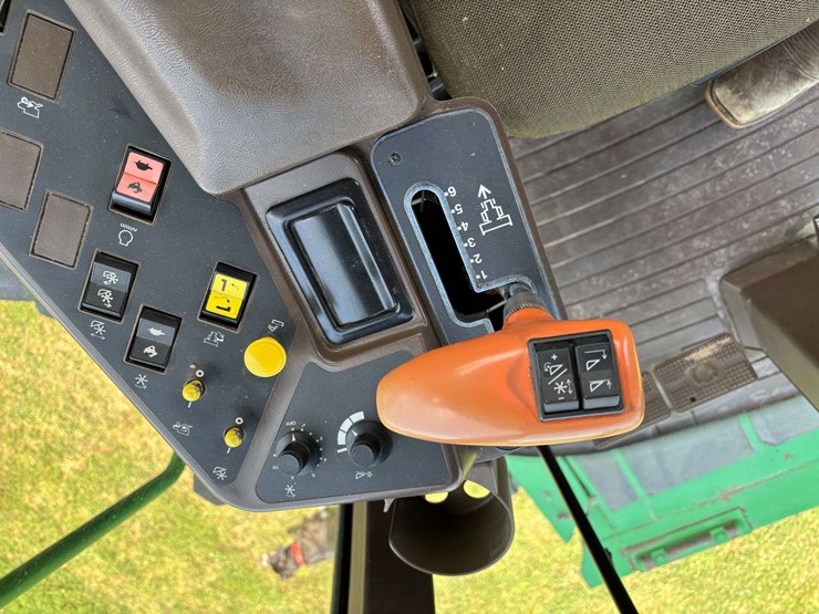 john-deere-9410-image-30