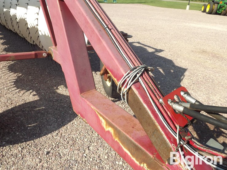 2008-rowse-u27-27-wheel-hay-rake-image-9