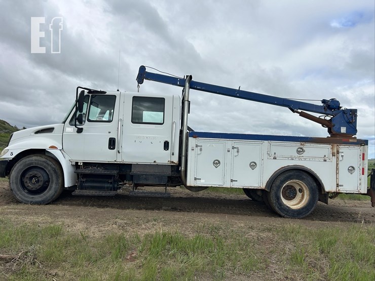 2003-international-durastar-4300-image-8
