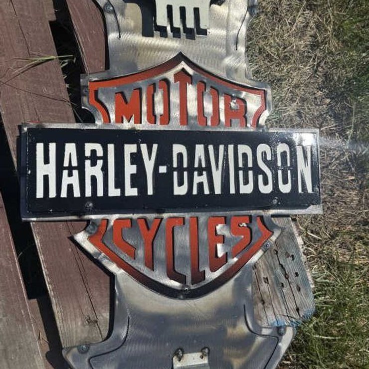 #114 • Metal Art - Harley Davidson Motorcycle Sign w/