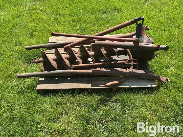 john-deere-3020-image-8