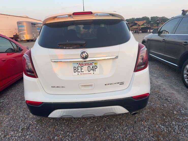 2017-buick-encore-image-5