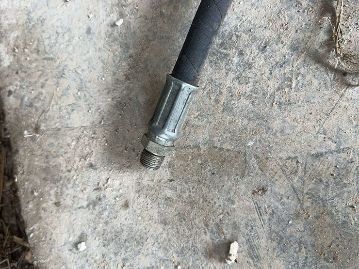 pioneer-ag-hydraulic-hoses-and-quick-disconnect-couplers-lot-image-25
