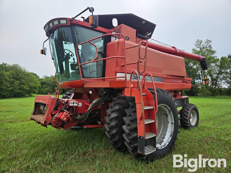 2004-case-ih-2388-image-1