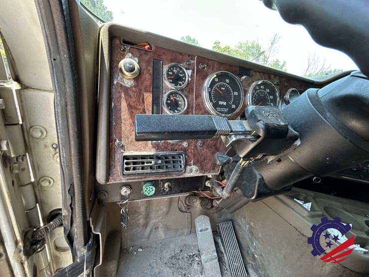 2008-international-5600-paystar-tri-axle-dump-truck-image-79