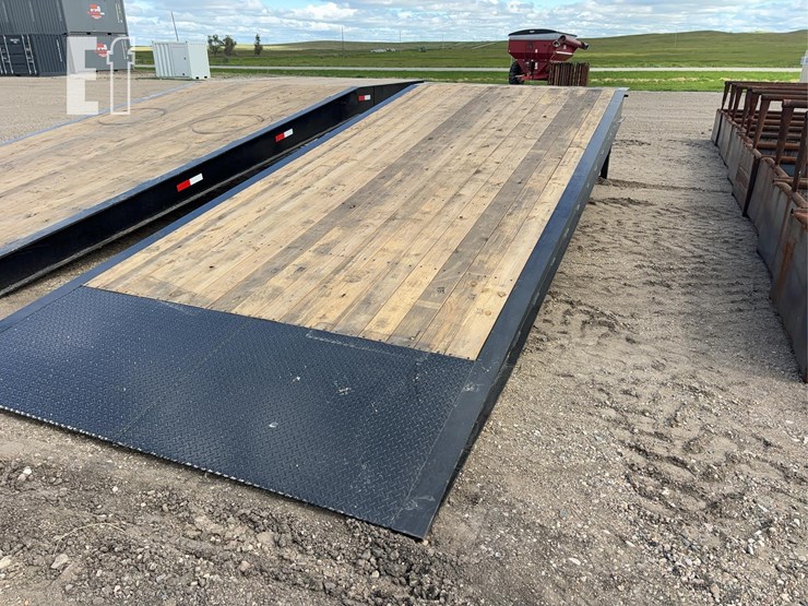 2025-industrias-america-loading-dock-model-r820-image-7