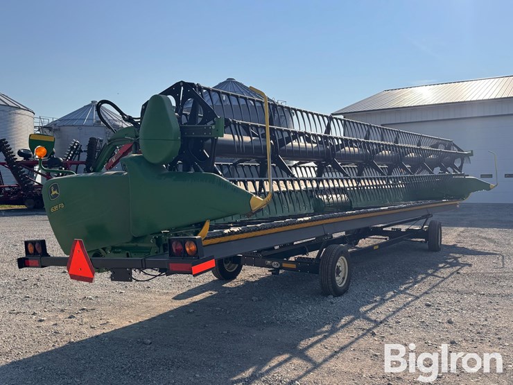 2016-john-deere-635fd-image-11