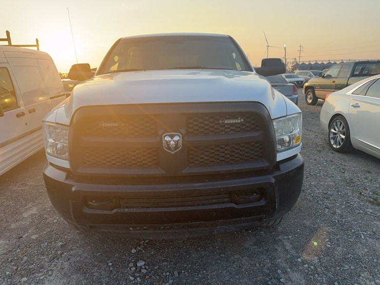2018-dodge-ram-2500-image-2