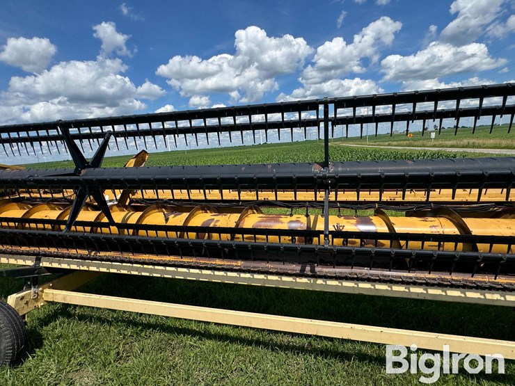 caterpillar-f30-image-12
