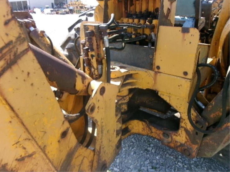 deere-300-image-11