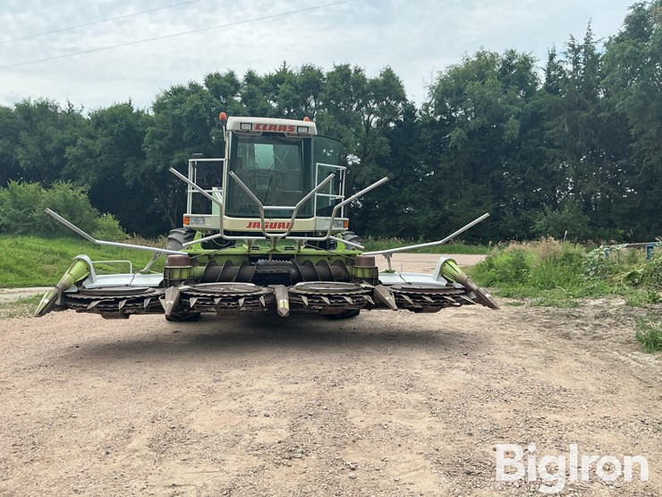 claas-jaguar-880-image-2