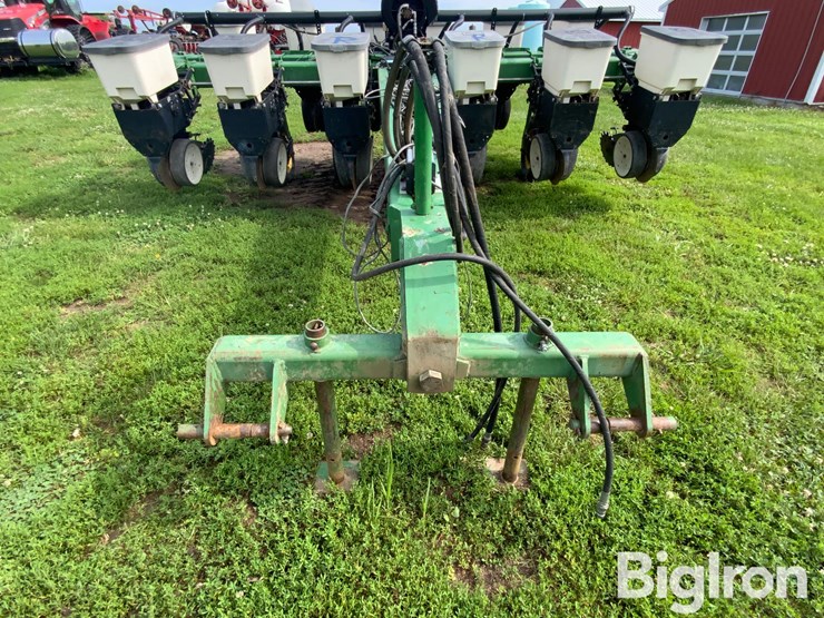 john-deere-7000-image-9