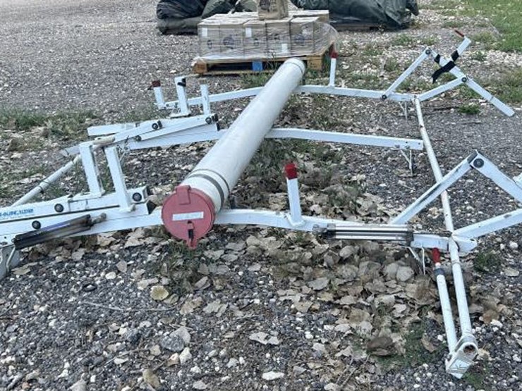 #75-•-weather-guard-ez-glide-drop-down-ladder-rack-image-6