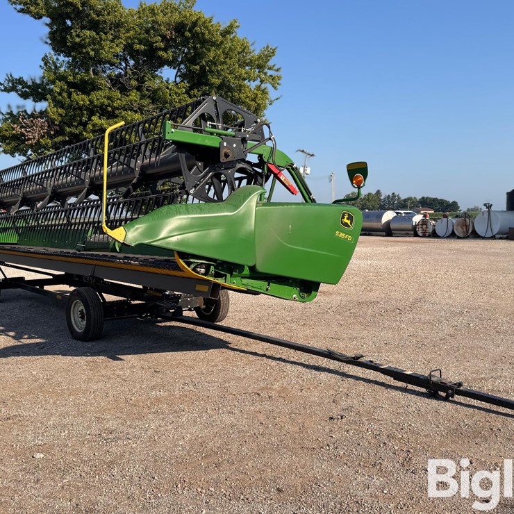 2016 JOHN DEERE 635FD