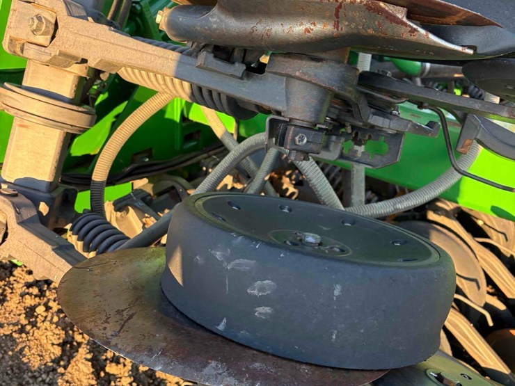 john-deere-1890-image-33