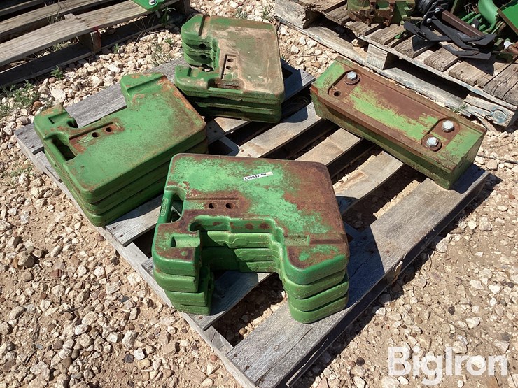 john-deere-30-image-1