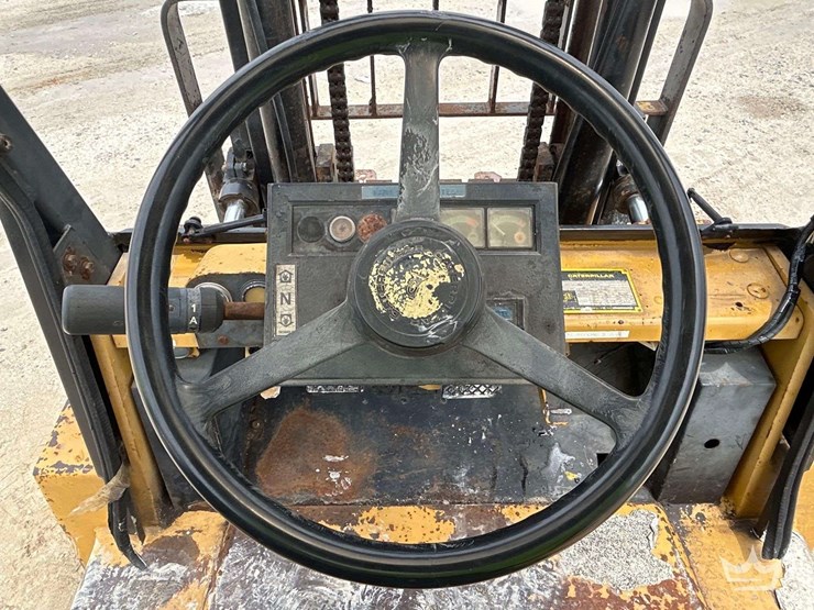 1992-caterpillar-vc110f-11,000lb-diesel-forklift-image-17