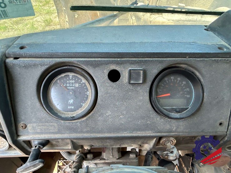 1997-mack-dm-concrete-mixer-truck-image-94