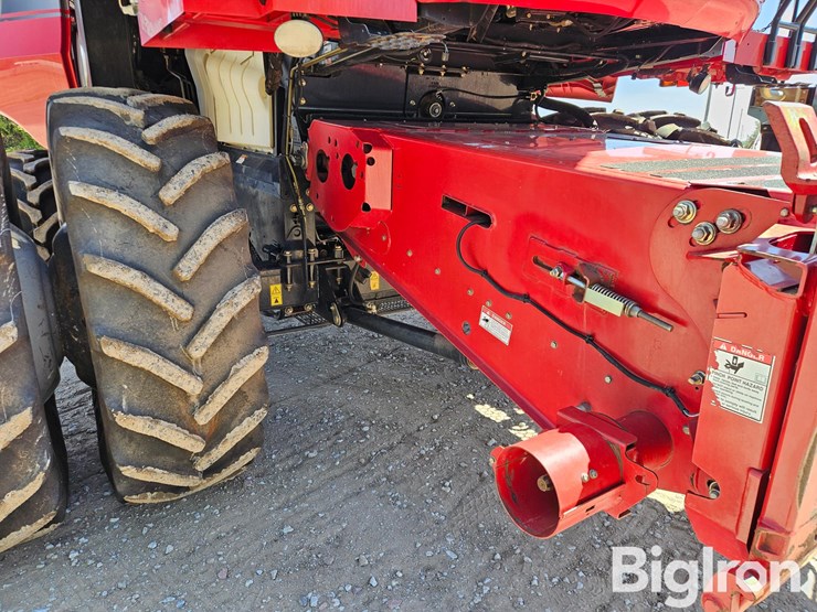 2007-case-ih-7010-image-18