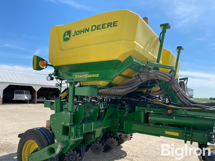 2022-john-deere-1775nt-image-20