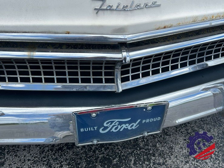 1955-ford-fairlane-club-sedan-image-36